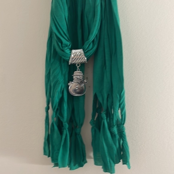 Scarf - Picture 5 of 5